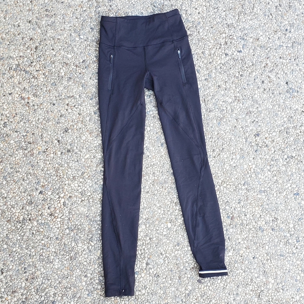 Black lululemon leggings